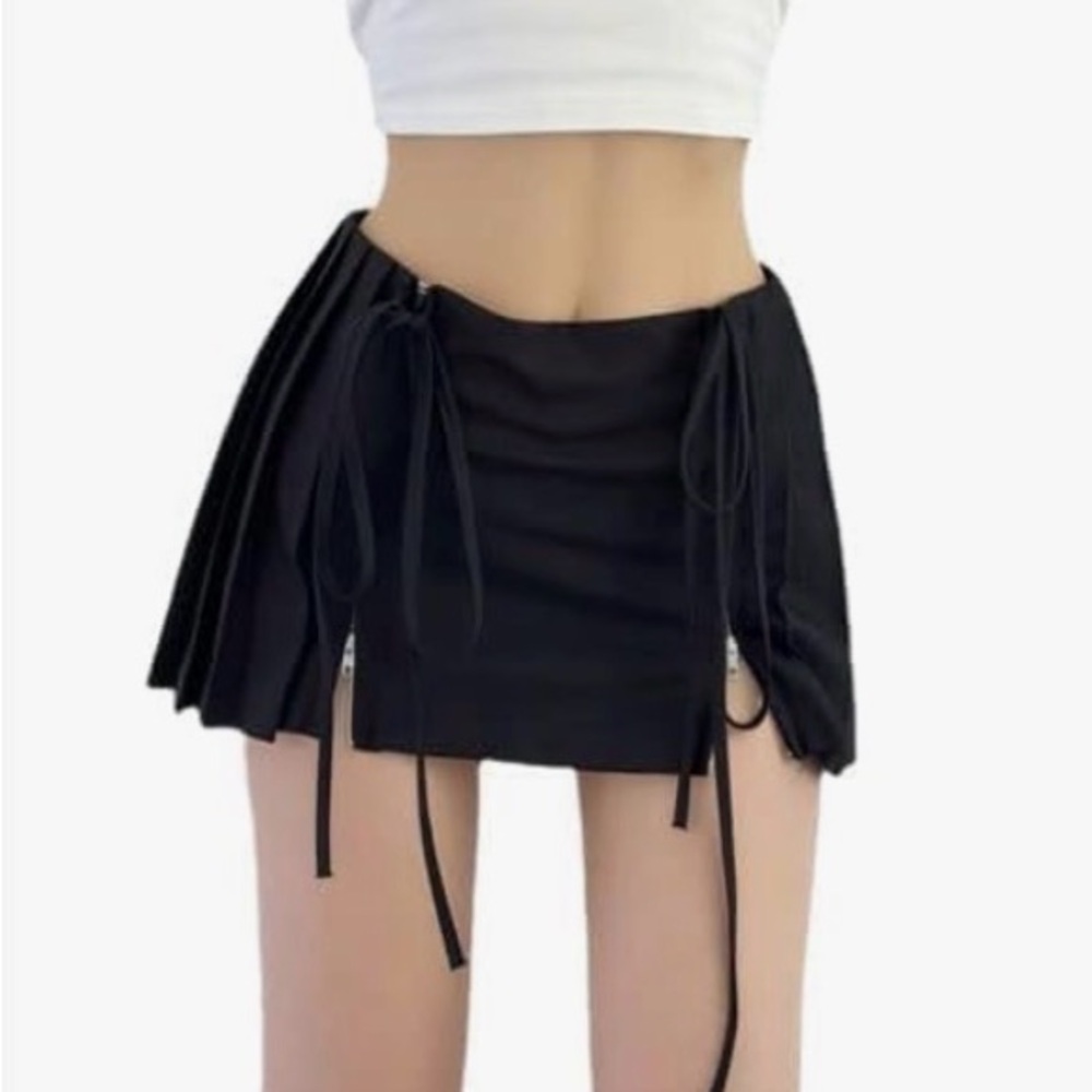 Black Pleated Mini Skirt with Drawstrings